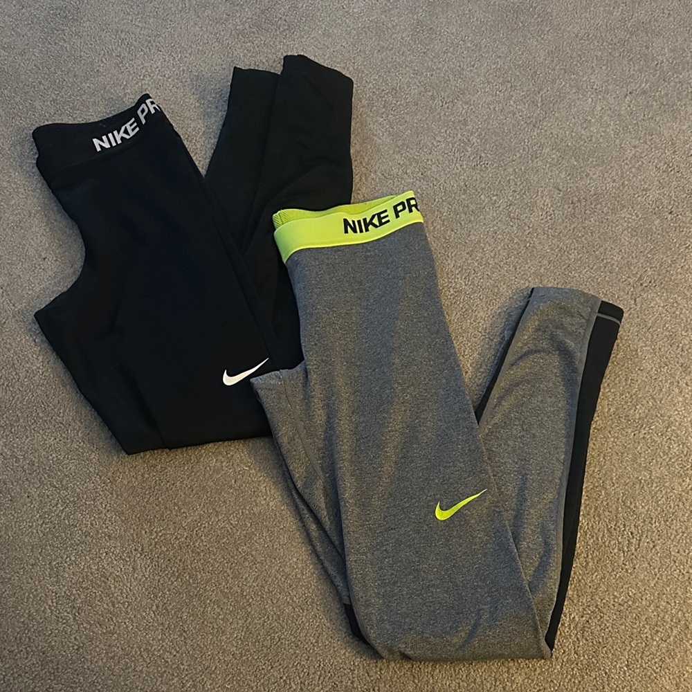 Bundle of Nike Pro womens leggings